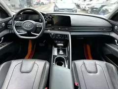2023 Hyundai Elantra 1.5L CVT LUX Premium, белый — фото 7