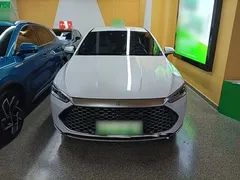 2024 BYD Qin PLUS Honor DM-i PHEV 55km Leading, белый — фото 3