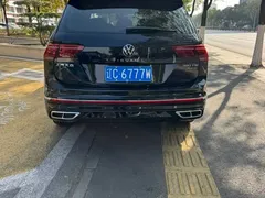 2022 Volkswagen Tiguan L 380TSI AT 4WD R-Line 7-seat, чёрный — фото 4