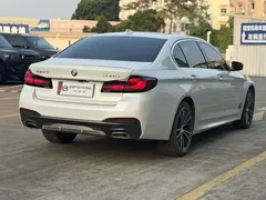 2022 BMW 5 Series 530Li Leading M Sport Package, белый — фото 6
