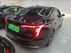 2023 Hongqi E-QM5 Basic Mobility, чёрный — фото 7