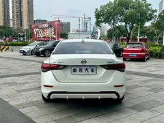 2022 Nissan Sylphy 1.6L XL CVT, белый — фото 4