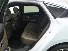 2022 BYD Han PHEV 121KM Premium, белый — фото 15