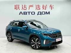 2023 Volkswagen Tayron 380TSI 4WD R-Line Pro, синий — фото 3