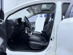 2020 Kia Pegas 1.4L AT Comfort Sunroof, белый — фото 5