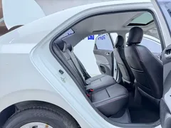 2020 Kia Pegas 1.4L AT Comfort Sunroof, белый — фото 17