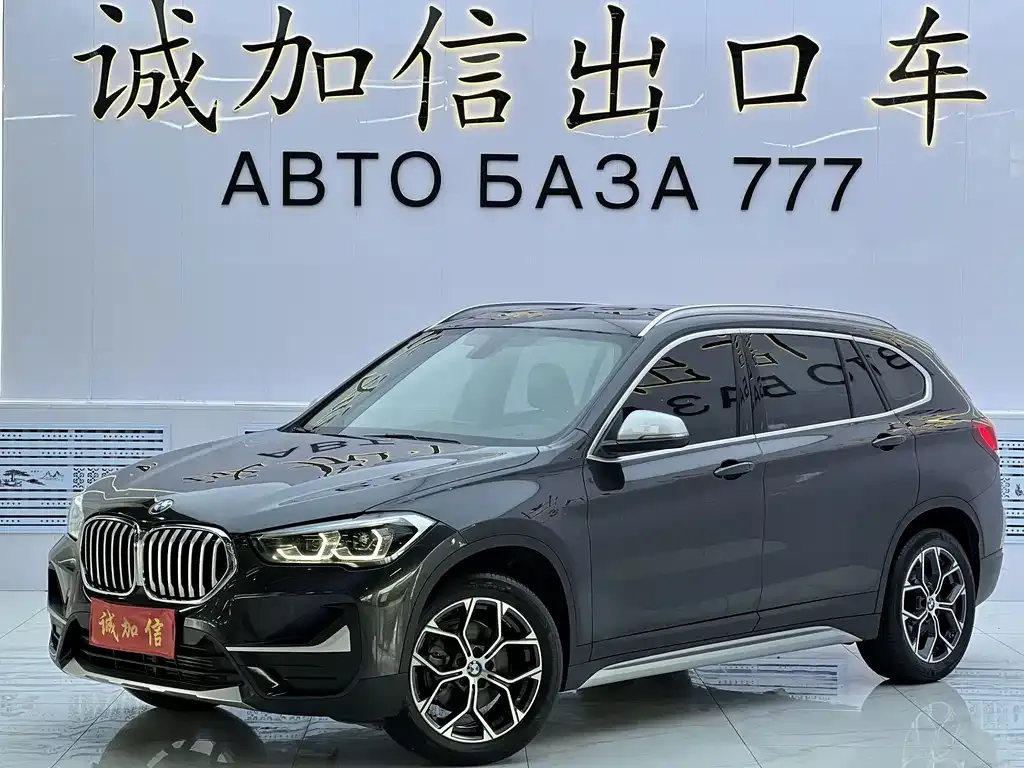 2022 BMW X1
