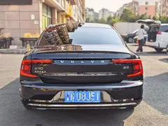 2023 Volvo S90, чёрный — фото 9