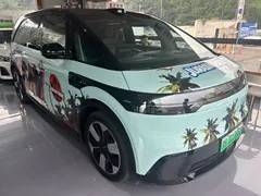 2025 Zeekr Mix Smart Driving, синий — фото 2