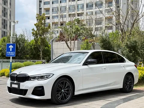 2022 BMW 3 Series 325Li M Sport Night Package