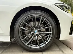 2022 BMW 3 Series 325Li M Sport Night Package, белый — фото 41
