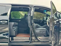 2020 Toyota Vellfire 2.5L Hybrid Black Gold Limited Edition, чёрный — фото 14