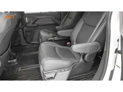2023 Toyota Granvia 2.5L Hybrid Flagship, белый — фото 7