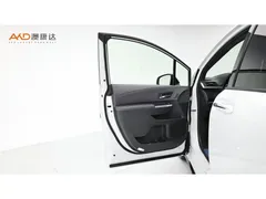 2023 Toyota Granvia 2.5L Hybrid Flagship, белый — фото 11