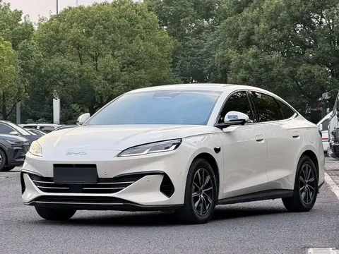 2025 BYD Seal 06 DM-i PHEV Smart Driving 80KM Premium