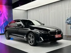 2022 BMW 5 Series 530Li Leading Luxury Package, чёрный — фото 3
