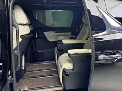 2020 Lexus LM 300h 7-seat, чёрный — фото 22