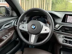 2021 BMW 7 Series 730Li M Sport Package, чёрный — фото 5