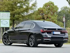 2021 BMW 7 Series 730Li M Sport Package, чёрный — фото 19