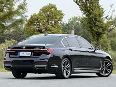2021 BMW 7 Series 730Li M Sport Package, чёрный — фото 20