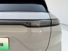 2024 Nio ES6 75kWh, белый — фото 10