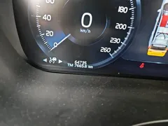 2021 Volvo XC60 4WD Luxury, чёрный — фото 17
