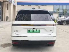 2026 Nio ES8 6-seat Executive Signature, белый — фото 13