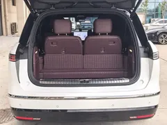 2026 Nio ES8 6-seat Executive Signature, белый — фото 18