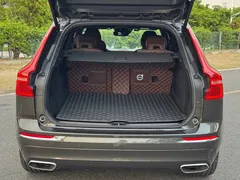 2021 Volvo XC60 4WD Luxury — фото 14