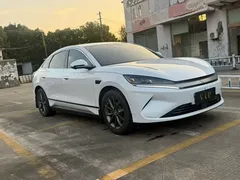2025 BYD Qin L EV 470km Leading, белый — фото 3