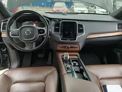 2021 Volvo XC90 B5 Luxury 5-seat, чёрный — фото 10