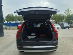 2021 Volvo XC90 B5 Luxury 5-seat, чёрный — фото 19