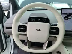 2025 Li Auto i6 4WD Standard, белый — фото 11