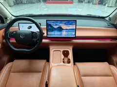 2024 Leapmotor C16 EREV 200 Premium — фото 6