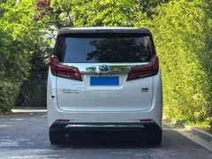 2021 Toyota Alphard Hybrid 2.5L Premium, белый — фото 4