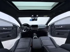 2023 Kia Cerato 1.5L CVT Luxury, белый — фото 10