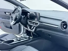 2023 Kia Cerato 1.5L CVT Luxury, белый — фото 18
