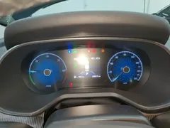 2023 Hongqi E-QM5 Basic Mobility, чёрный — фото 12