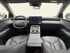 2025 Xpeng G7 702 Long Range Ultra — фото 12