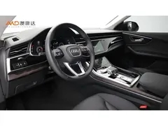 2021 Audi Q8 45 TFSI Luxury, чёрный — фото 6
