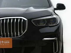 2022 BMW X5 40Li Premium M Sport Package, чёрный — фото 4