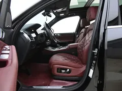2022 BMW X5 40Li Premium M Sport Package, чёрный — фото 13