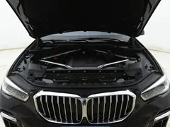 2022 BMW X5 40Li Premium M Sport Package, чёрный — фото 16