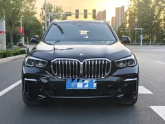 2022 BMW X5 40Li Premium M Sport Package, чёрный — фото 17