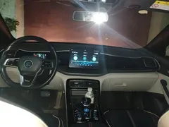 2021 BYD Qin PLUS DM-i PHEV 55km Flagship, белый — фото 10