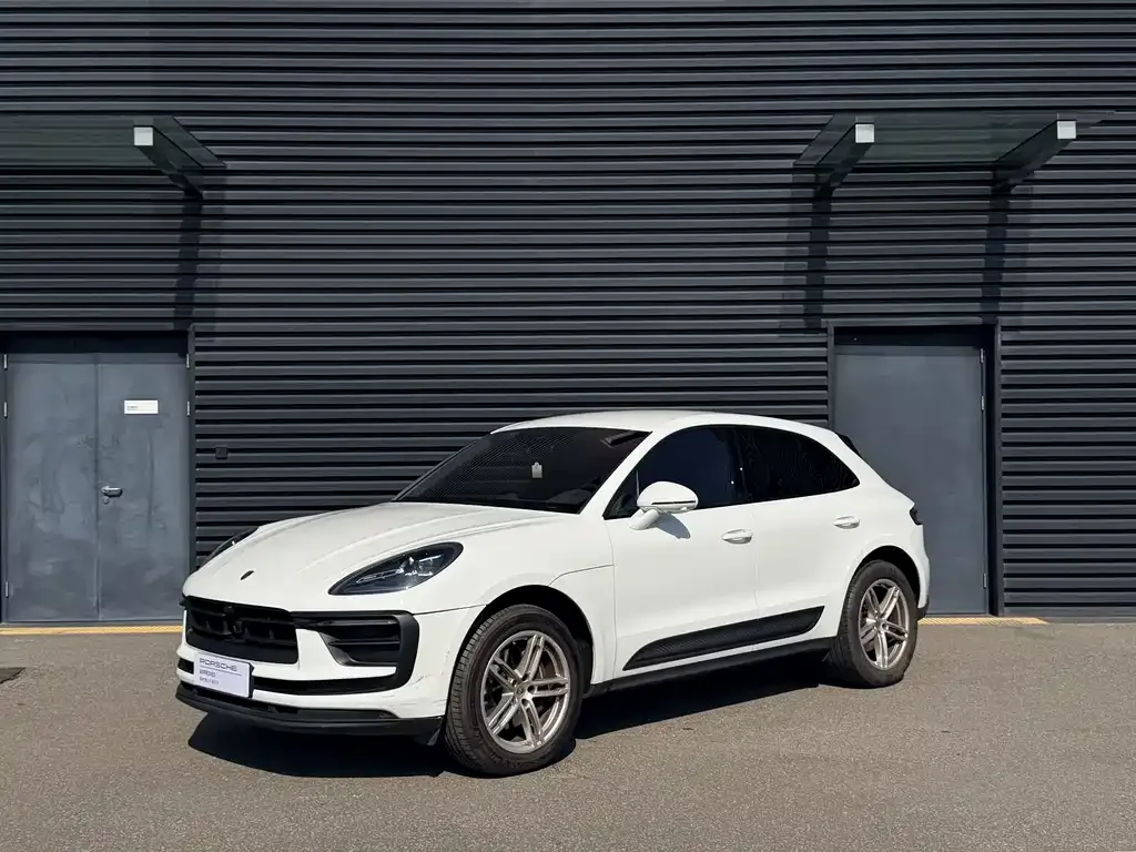 2022 Porsche Macan 2.0T
