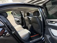 2023 Volkswagen Magotan 330TSI DCT Luxury, чёрный — фото 14