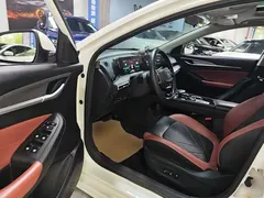 2022 Changan Eado PLUS 1.4T GDI DCT Flagship, белый — фото 16