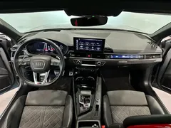 2022 Audi RS 4 Avant Dark Gold — фото 7