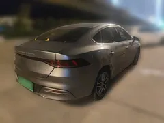 2023 BYD Qin PLUS Champion DM-i PHEV 55km Exceed — фото 4